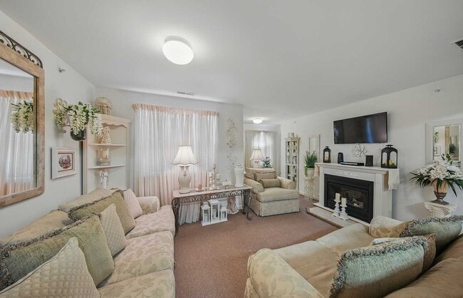 Photo - Montgomery Manor Apartamentos