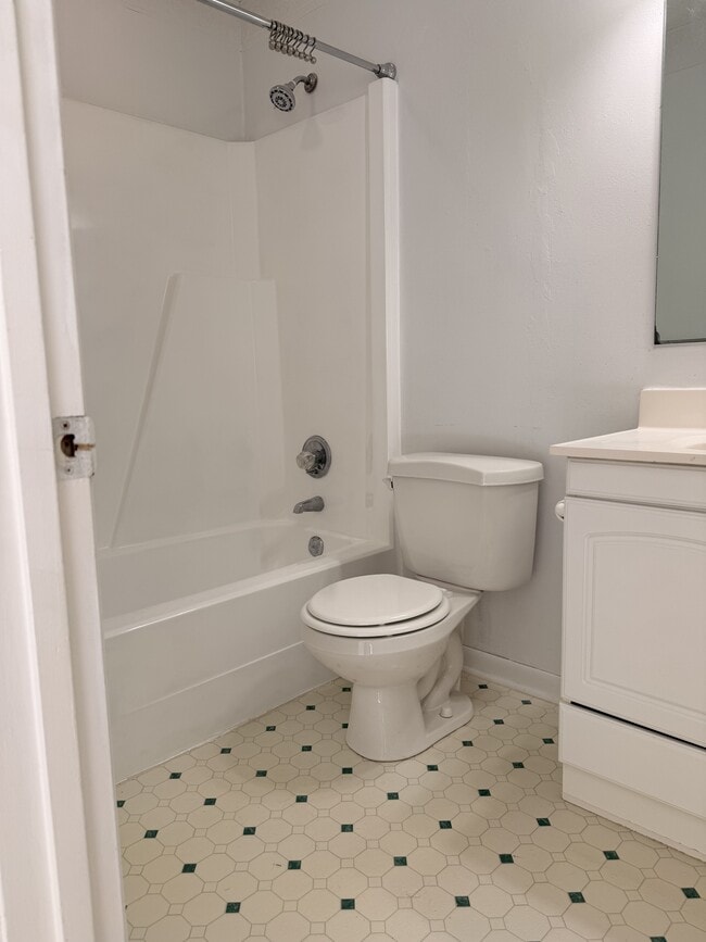 Photo - 2526 Cove Point Pl