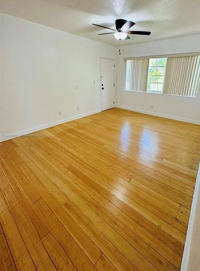 Photo - 350 84th St Unit 6