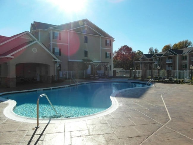 Cliff Creek Apartments
