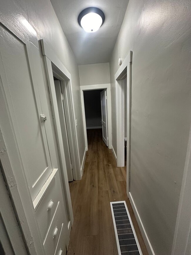 Photo - 2 Bed /1 Bath Bungalow