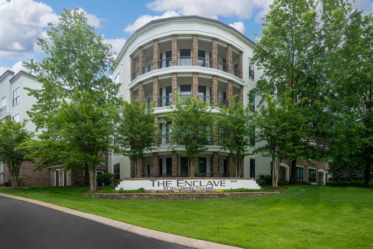 Photo - 2600 Hillsboro Pike (Nashville, TN)