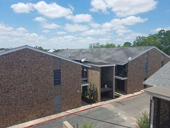 Photo - Greenbriar Apartment Homes