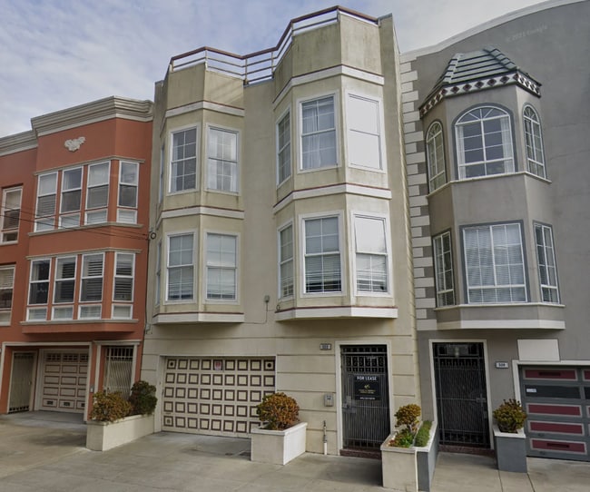 Building Photo - 3 bedroom in San Francisco CA 94118 Rental