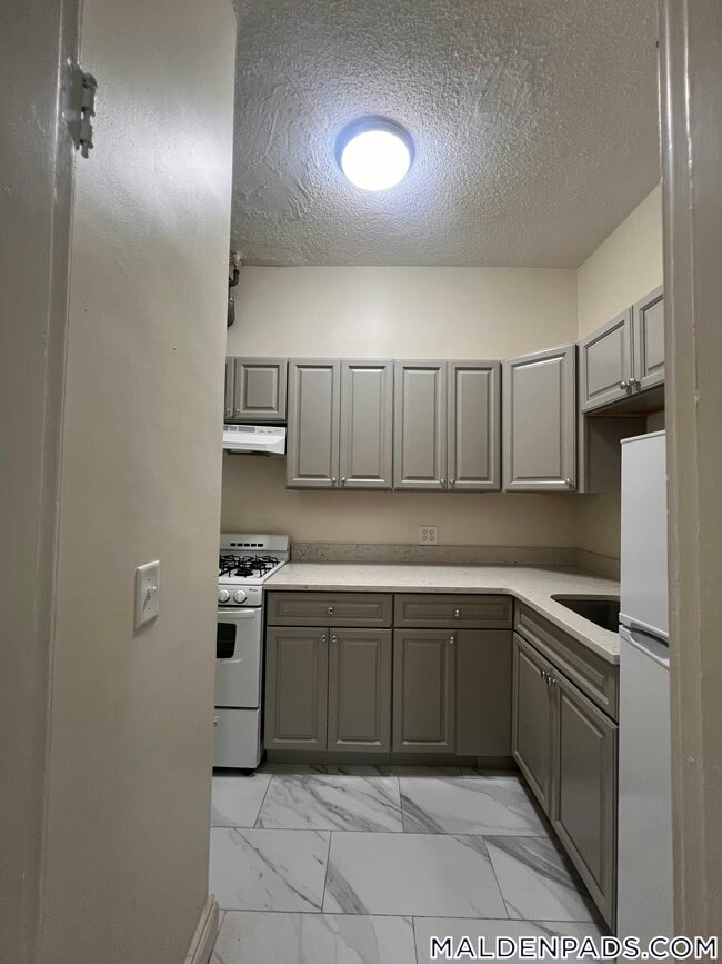 Photo - 17-19 Washington St. Unidad 108