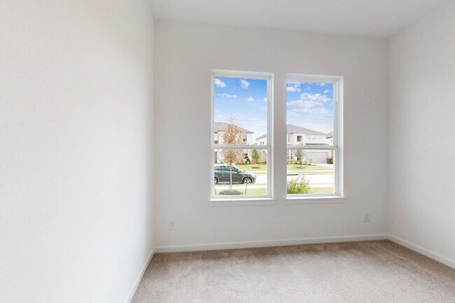 Photo - 21622 Laggan Clf Ln