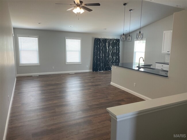 Photo - 28557 Shallow Water Rd