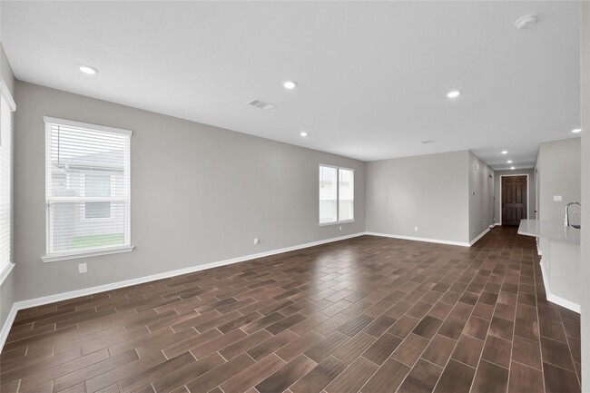 Photo - 610 Coyote Cyn Ct