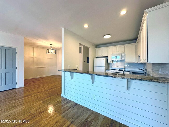 Building Photo - 865 Arnold Ave Unit 8 Rental