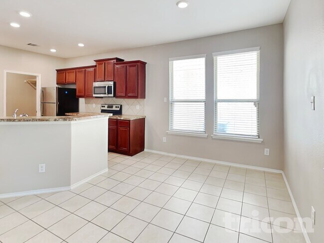 Photo - 1908 Parkside Mews