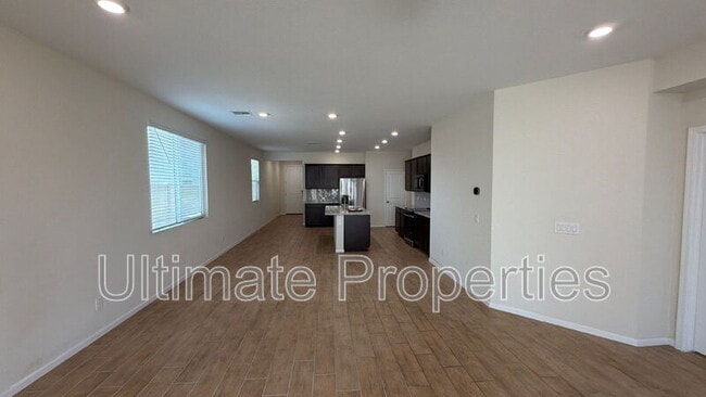 Photo - 18148 W Daley Ln
