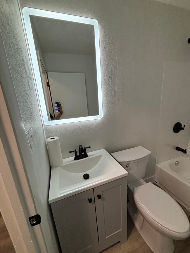 Photo - 1102 Apache Dr Unit 1