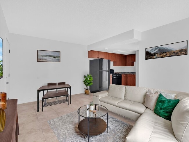 Building Photo - 12401 N 15th St