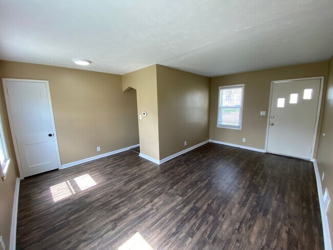 Photo - Nicely Updated 2 bedroom house