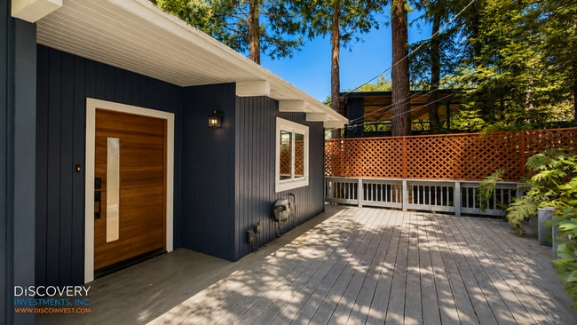 Photo - 6323 Girvin Dr