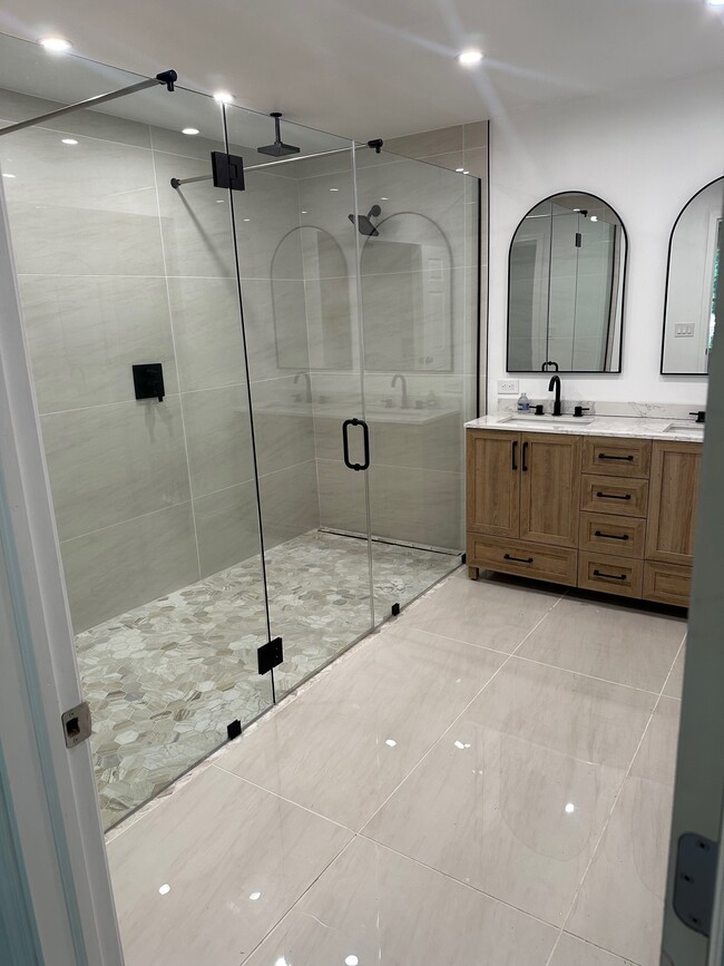 Photo - 7499 Pinehill Rd