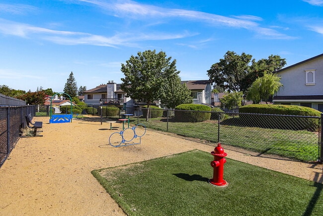 Foothill - Twin Creeks Condos
