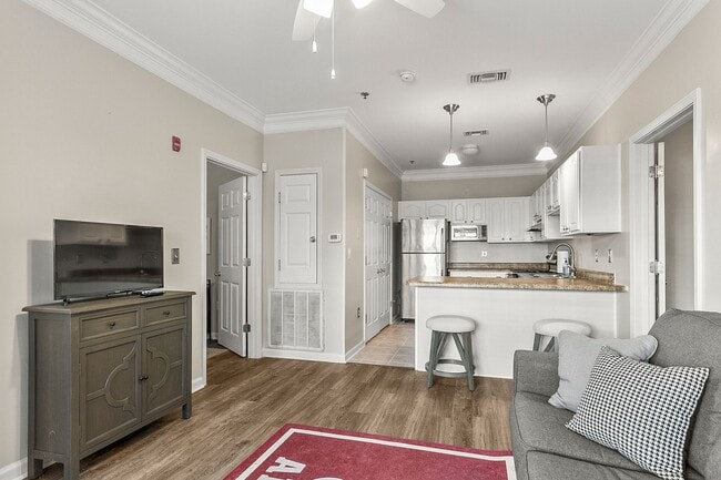 Photo - Nice 2 Bed 2 Bath Available Fall 2026!