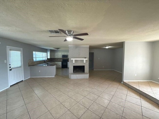 Photo - 22602 Fincastle Dr