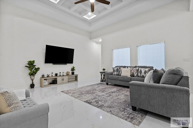 Photo - 7425 Lake Havasu