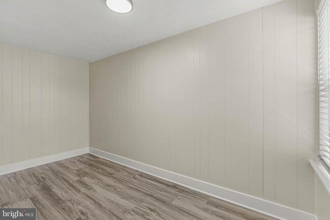 Photo - 3047 Janney St