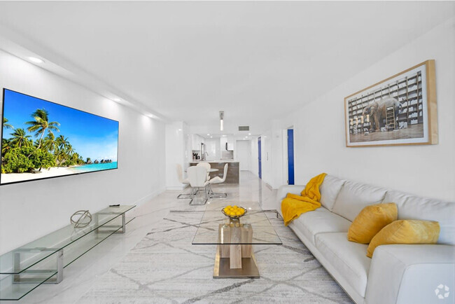 Building Photo - 1717 N Bayshore Dr Unit ID1054099P Rental
