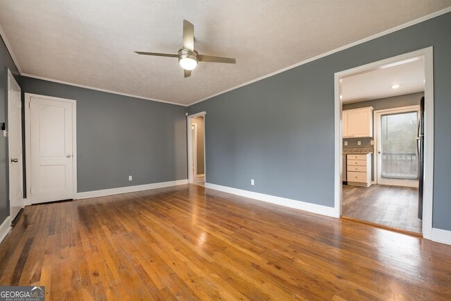 Photo - 8449 Fairview Dr