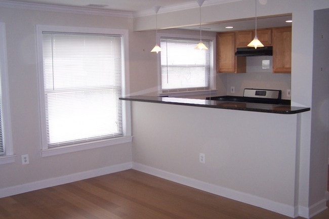 Photo - Longfellow Arms