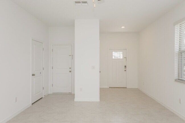 Photo - 2136 Azure Vw Wy