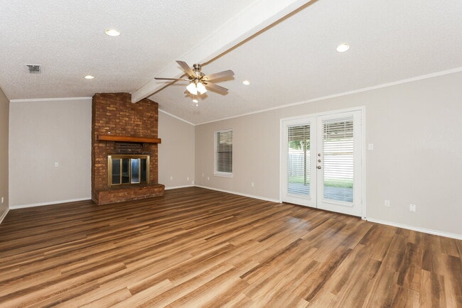 Photo - 806 Cherlyne Dr