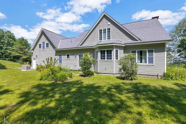 Photo - 975 S Hill Rd