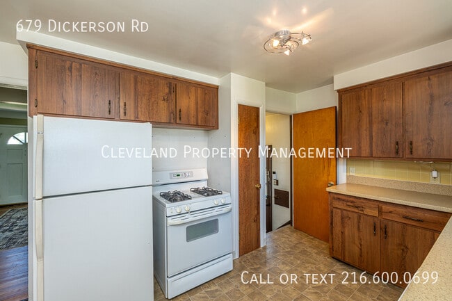 Photo - 679 Dickerson Rd