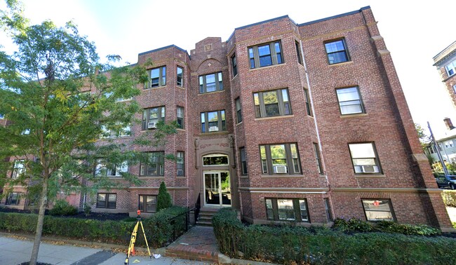 108 Washington St Unit 8