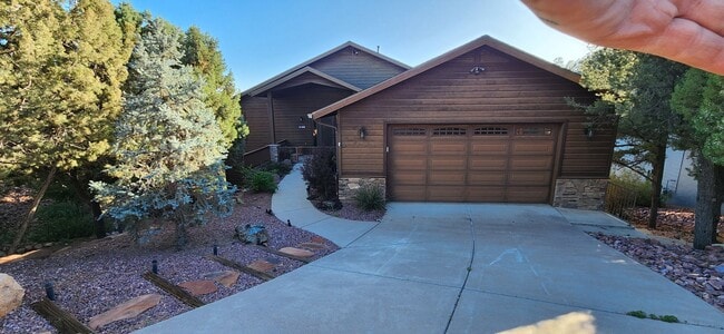 Photo - Beautiful Veiws From This Spacious Four Bedroom Home!