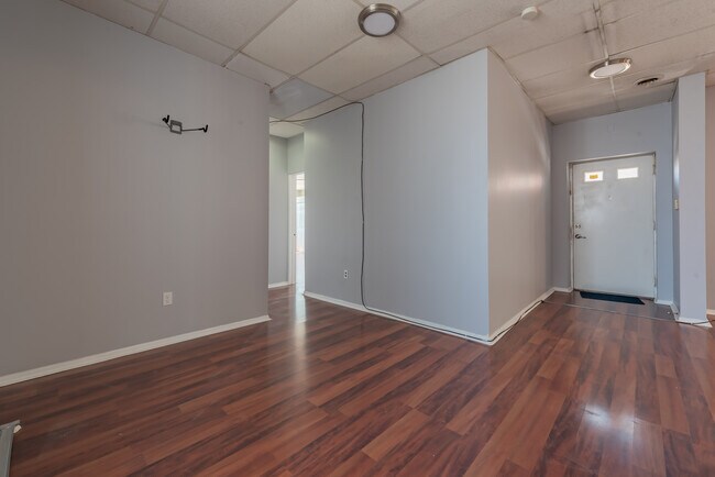 Photo - 104 N Graham Unit 1