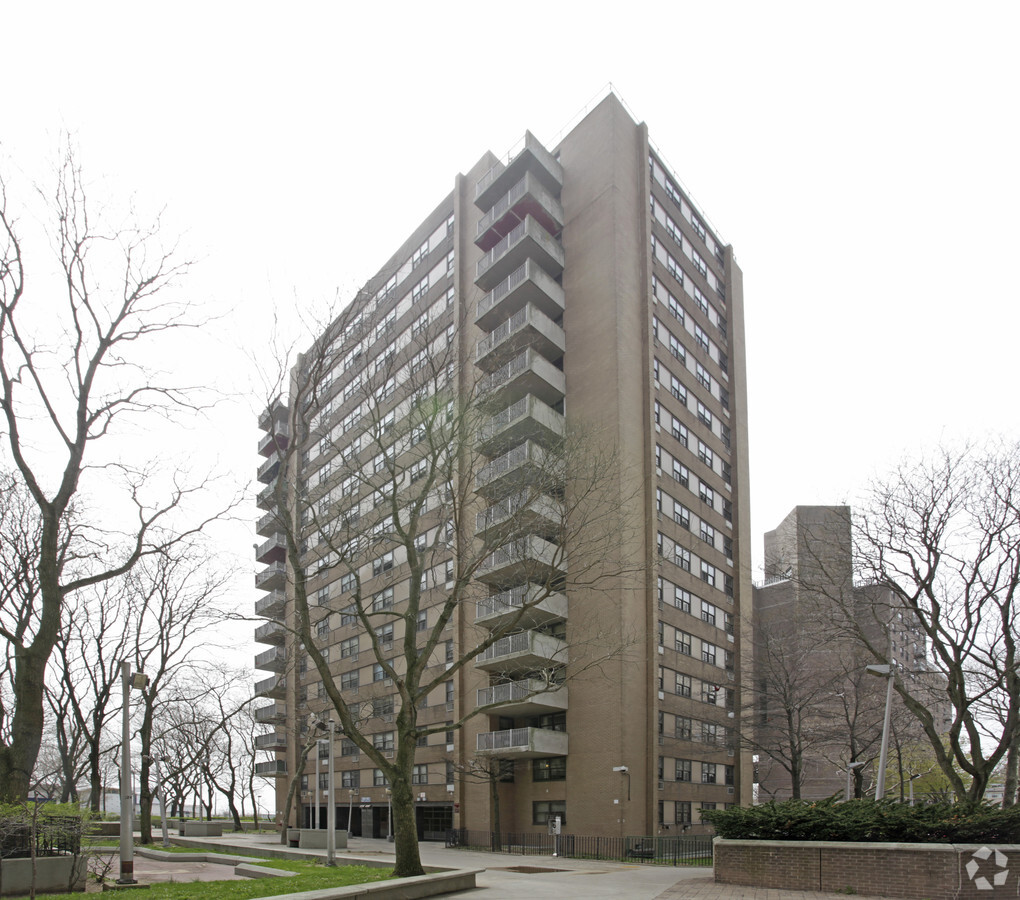 Photo - O'Dwyer Gardens Apartments