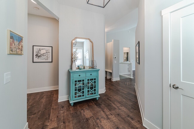 Photo - 5070 Ranchview Ln N