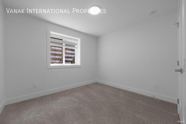 Photo - 5238-5236 6 Ave Unit Basement