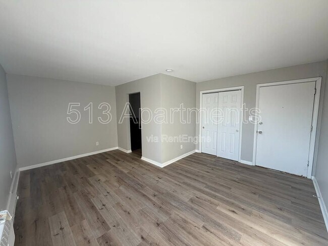 Photo - 5146 Carthage Ave Unidad 10