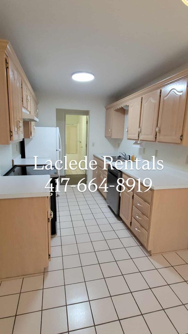 Photo - 2 BEDROOM 2 BATHROOM DUPLEX WITH GARAGE