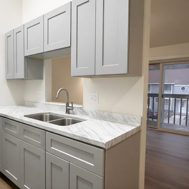 Photo - Pinebrook Corner Apartments