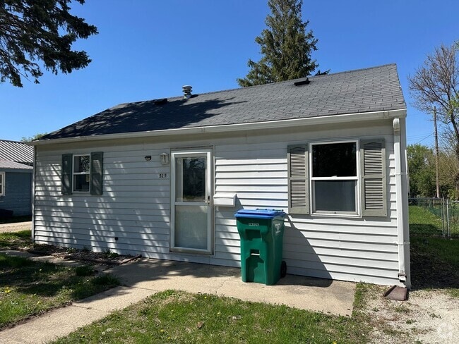 Building Photo - 2 Bedroom House in Webster City $750