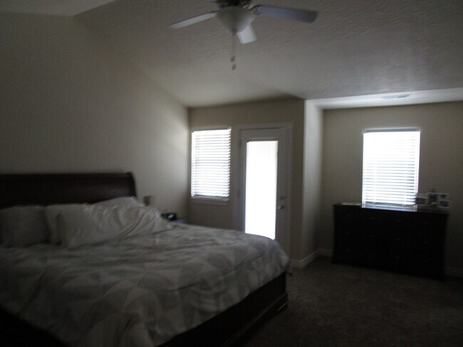 Photo - Beautiful 3 bed 2.5 bath Split Mountain Condo.