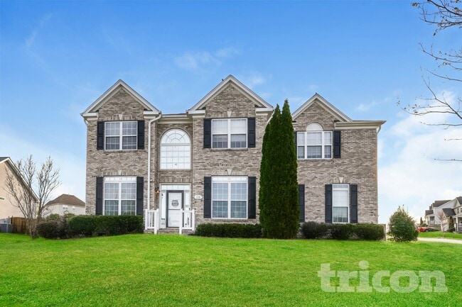 Building Photo - 108 N Honey Locust Dr