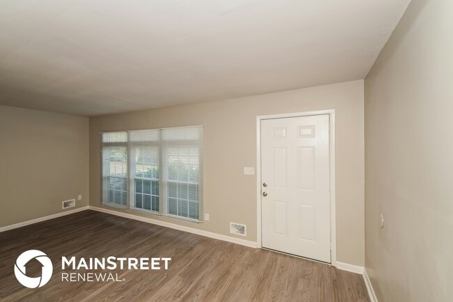 Photo - 2421 Etowah St