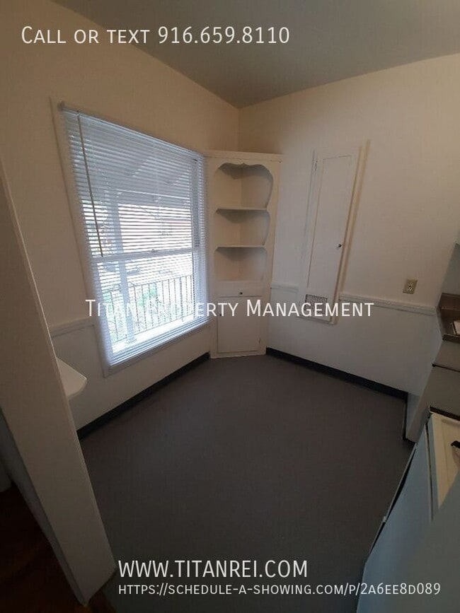 Photo - 2320 G St Unit Apt#11
