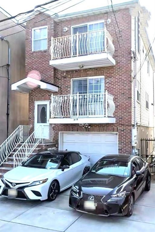 Building Photo - 919 Paterson Plank Rd Rental