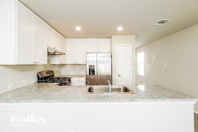 Photo - 10747 Prusiner Dr