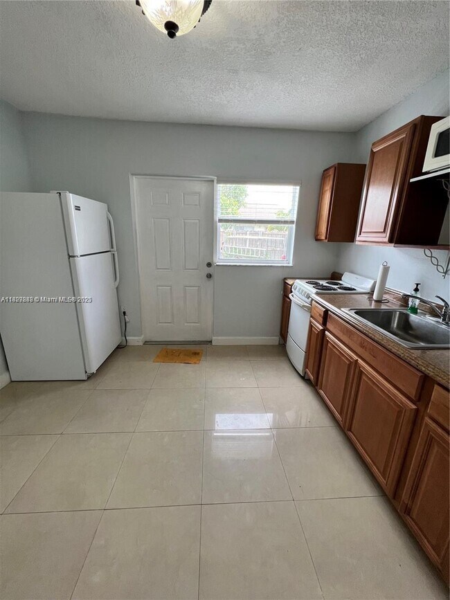 Photo - 11546 SW 135th Ln Unit A
