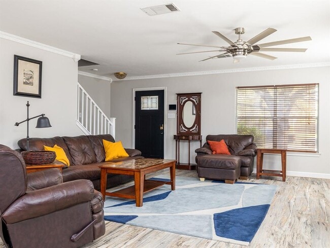 Photo - 805 Betterman Dr